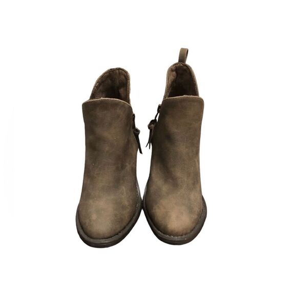 Groove Brown Ankle Boots - Picture 9 of 9